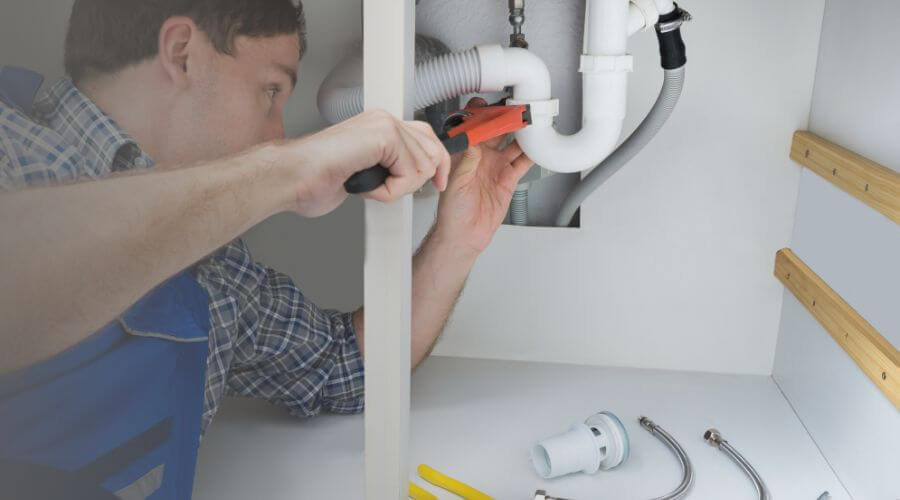 Expert burst pipe repair services in Natchez, LA